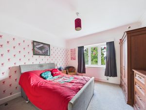 Bedroom- click for photo gallery